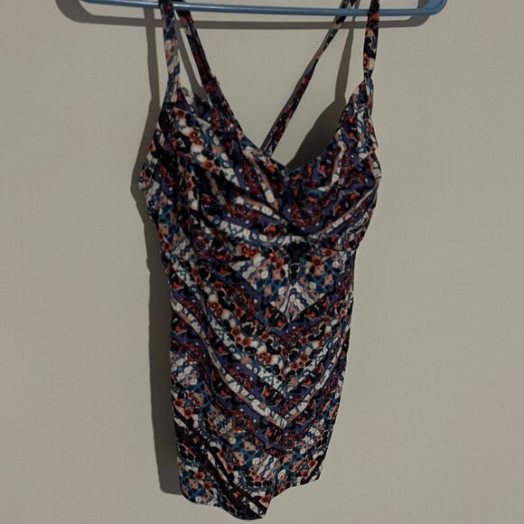 Athleta 36 B/C swim top - Picture 1 of 7